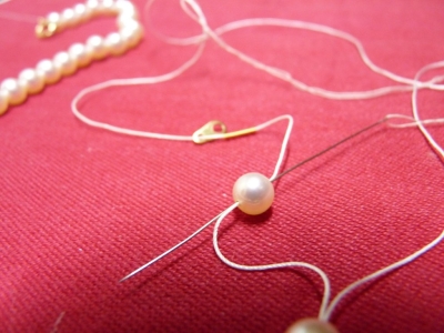 Service Renfilage ou réenfilage de Perles dans notre Bijouterie
